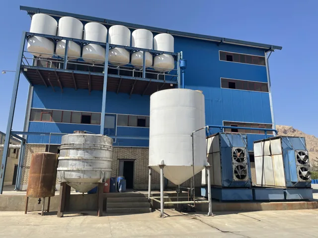 نمای کارخانه یاسین رزین سجاد